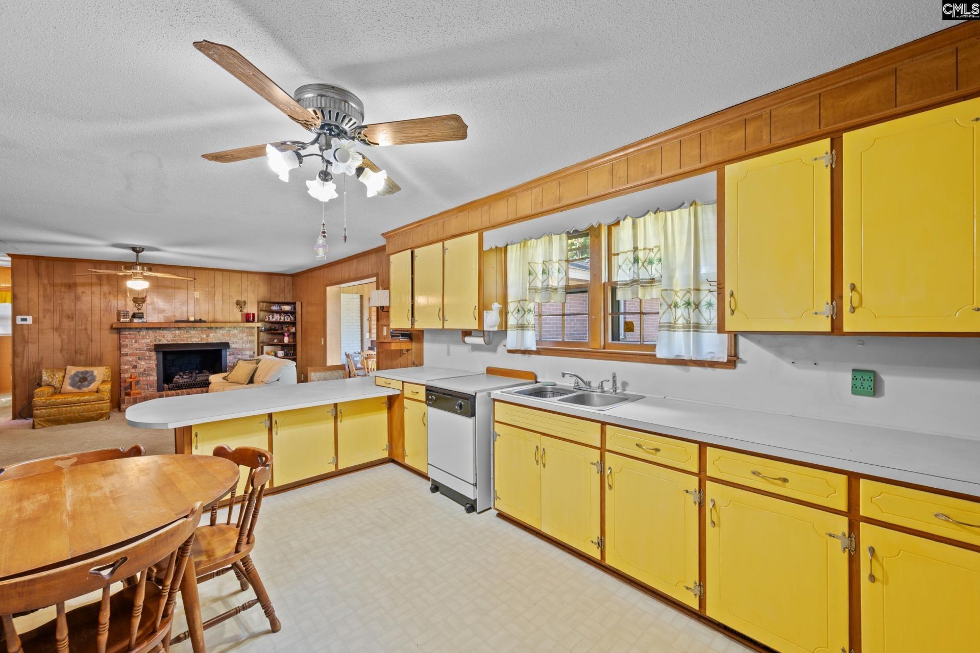 2430 Mineral Springs Road Photo 9