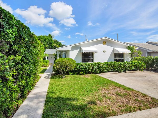 217 Pine Terrace, West Palm Beach, FL 33405