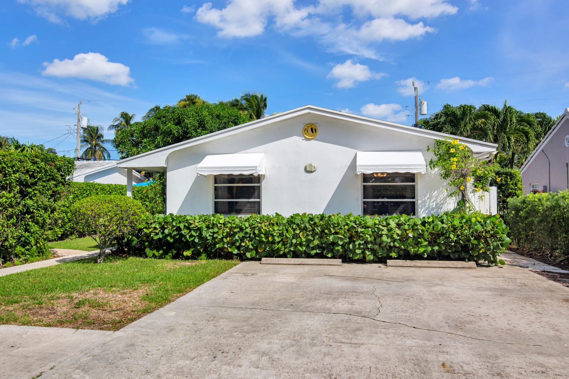 217 Pine Terrace, West Palm Beach, FL 33405 Photo