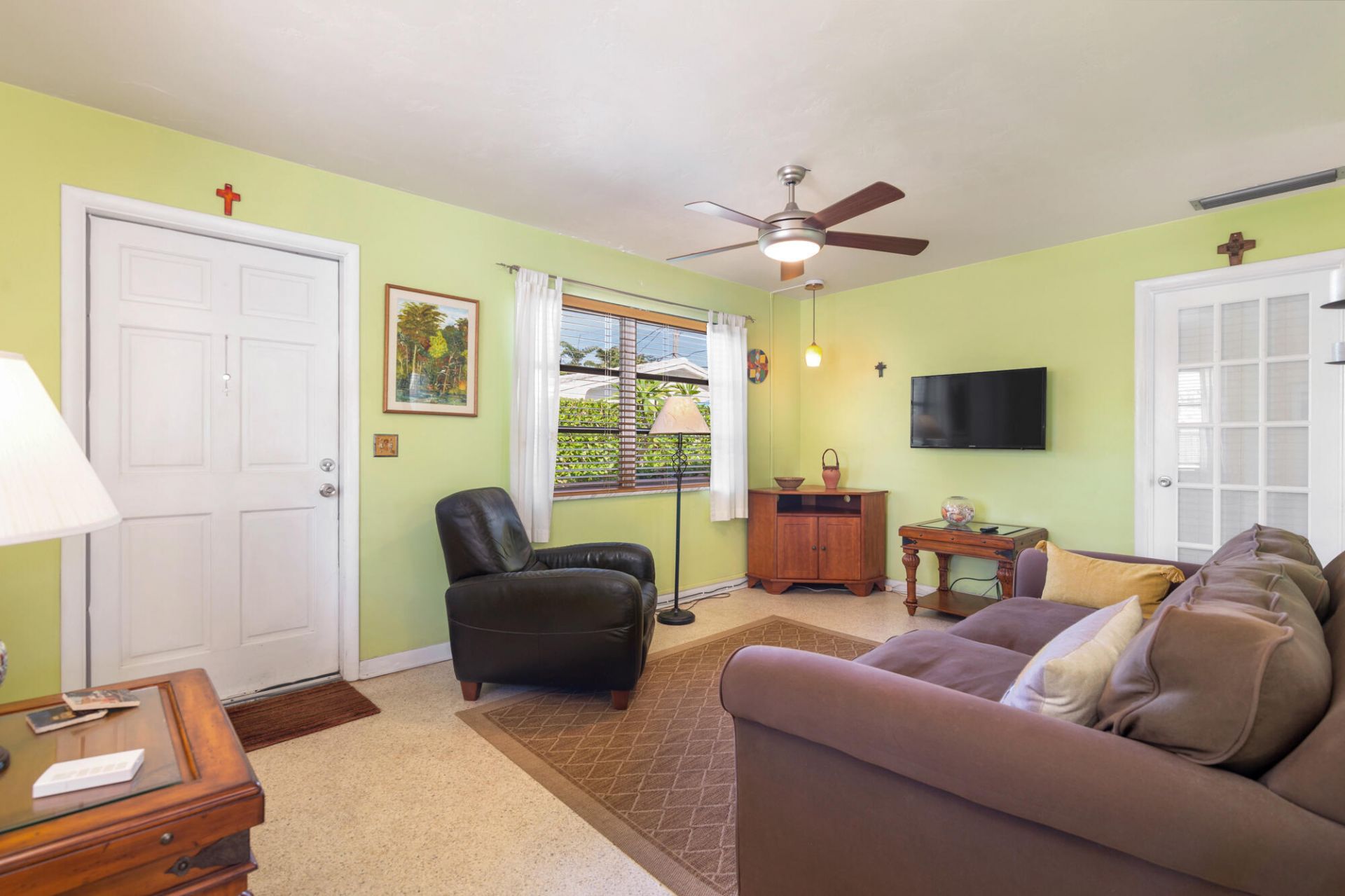 217 Pine Terrace, West Palm Beach, FL 33405 Photo