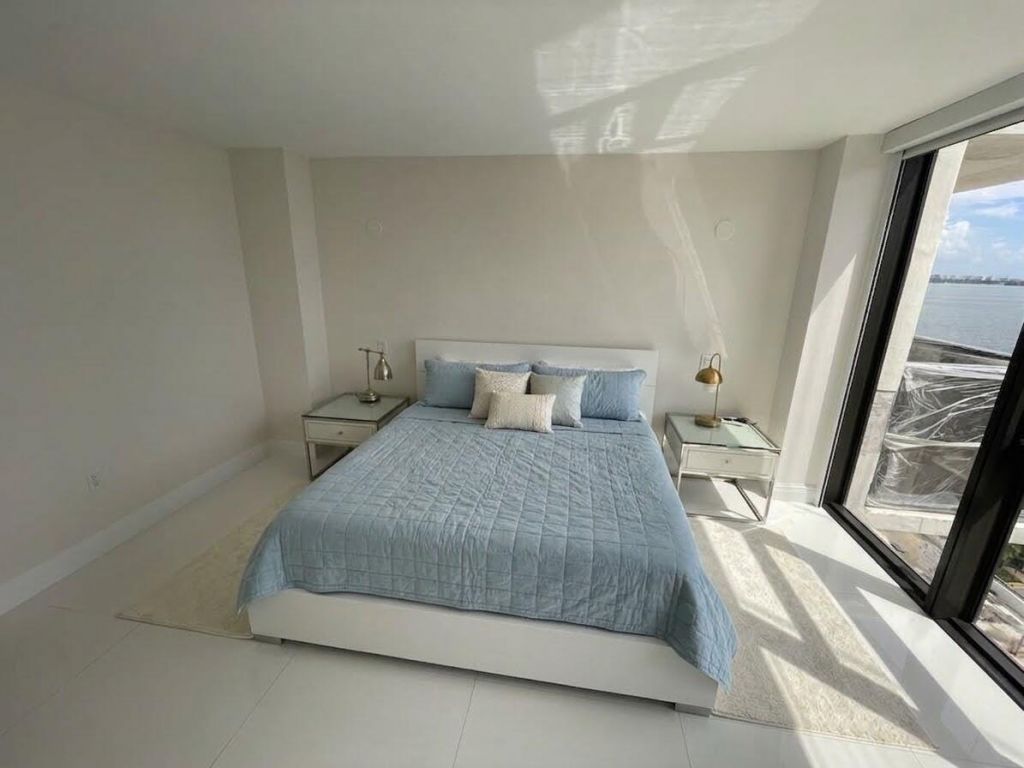 600 NE 36th Street, Unit 1111, Miami, FL 33137 Photo