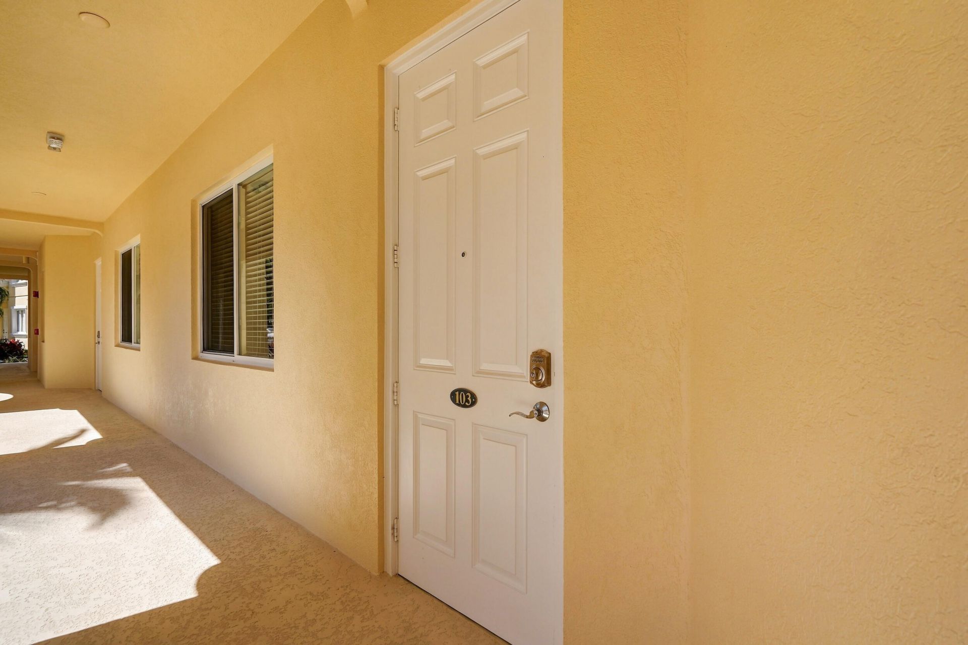 19 Harbour Isle Drive W, Unit 103, Fort Pierce, FL 34949 Photo