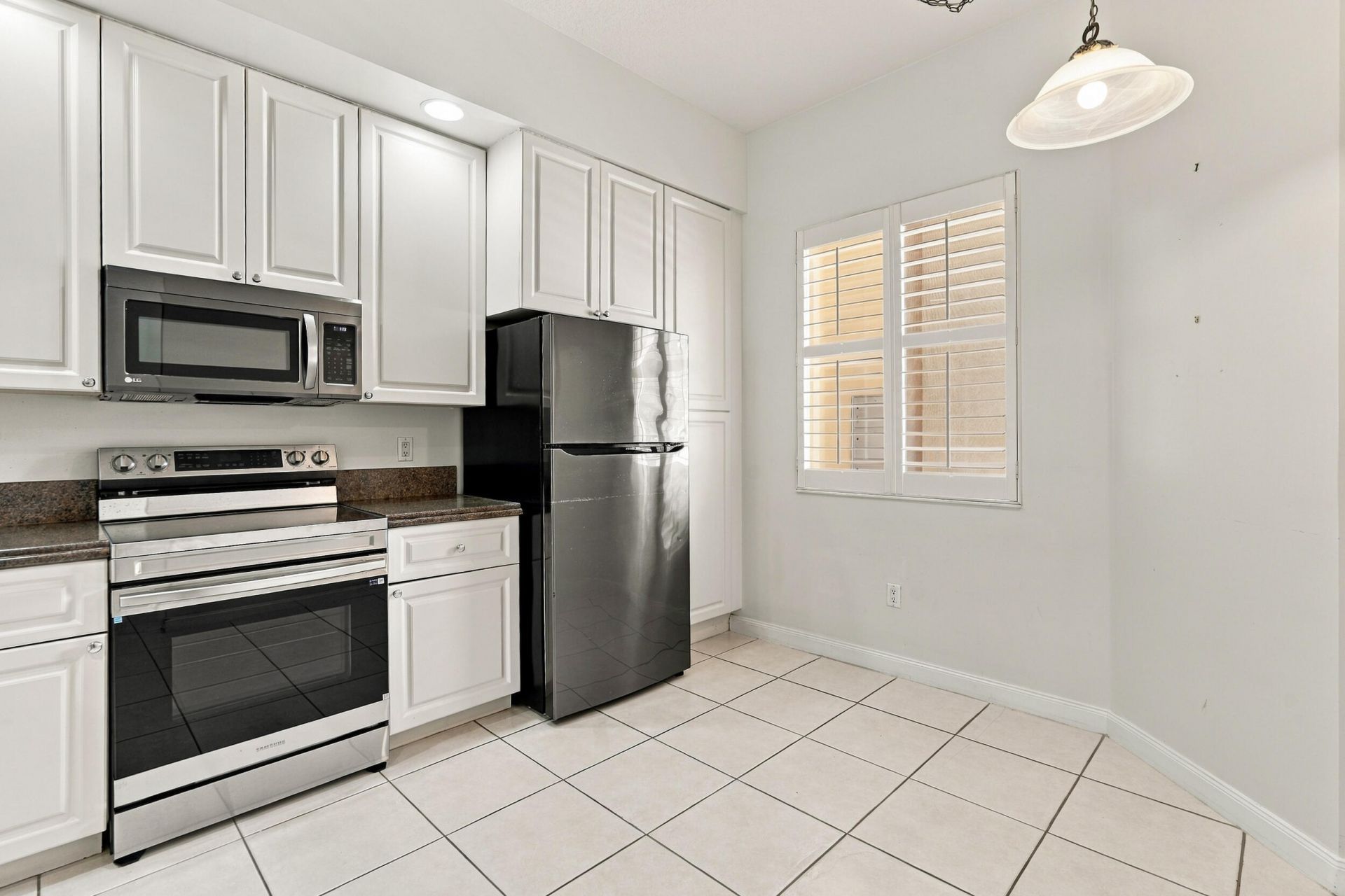 19 Harbour Isle Drive W, Unit 103, Fort Pierce, FL 34949 Photo