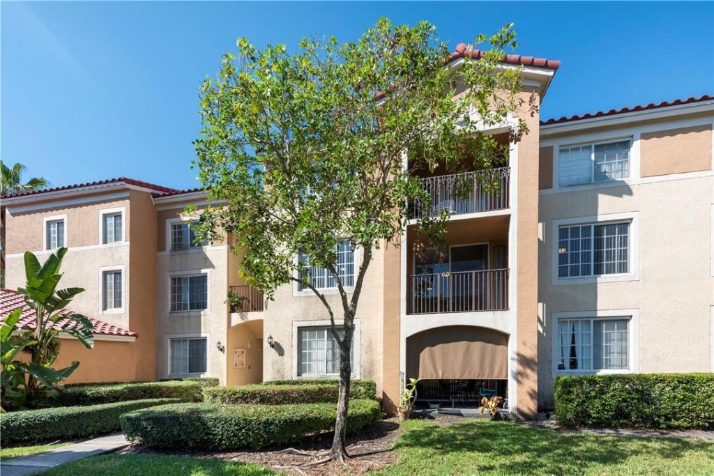 2031 Renaissance Boulevard, Unit 203, Miramar, FL 33025 Photo