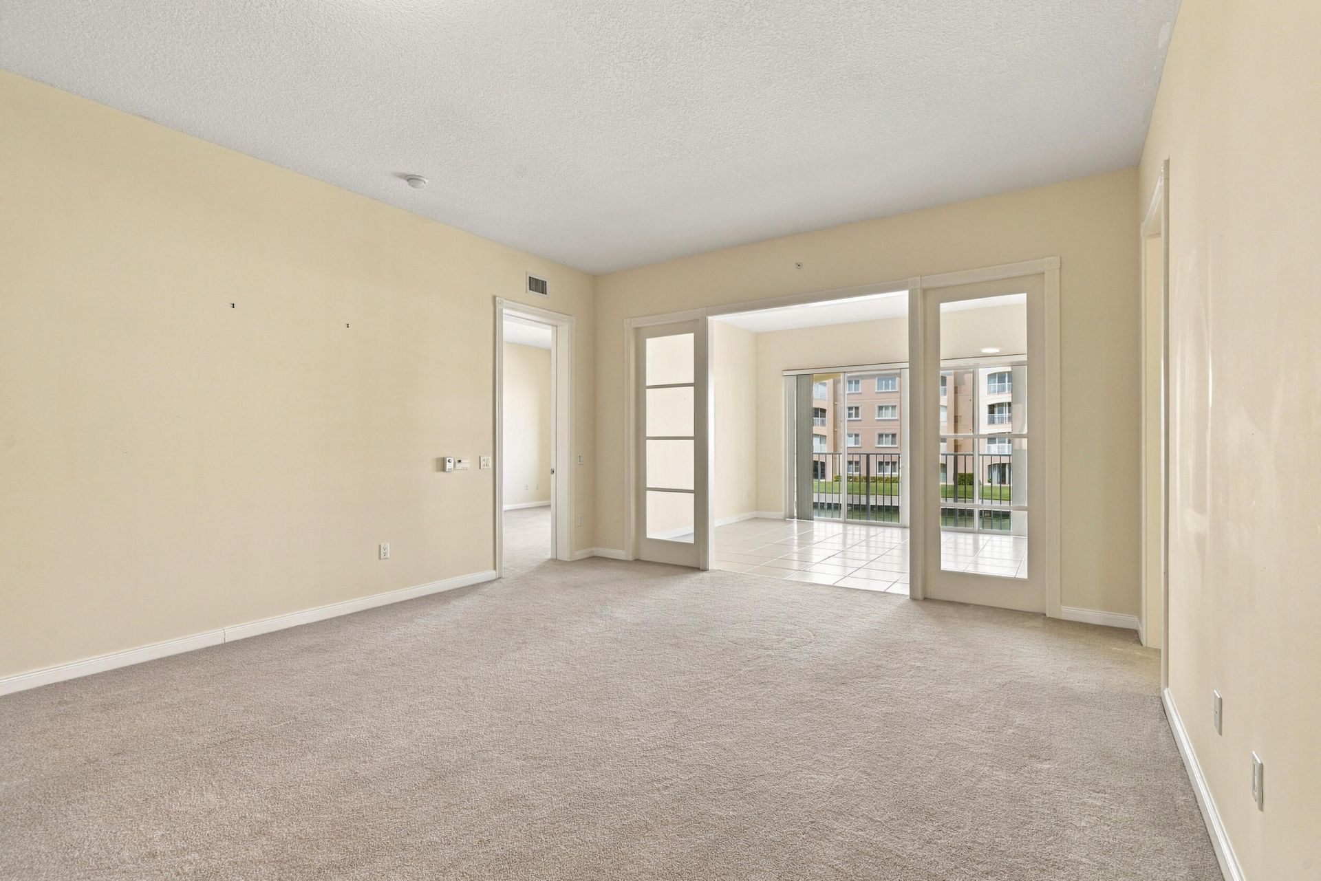 19 Harbour Isle Drive W, Unit 201, Fort Pierce, FL 34949 Photo