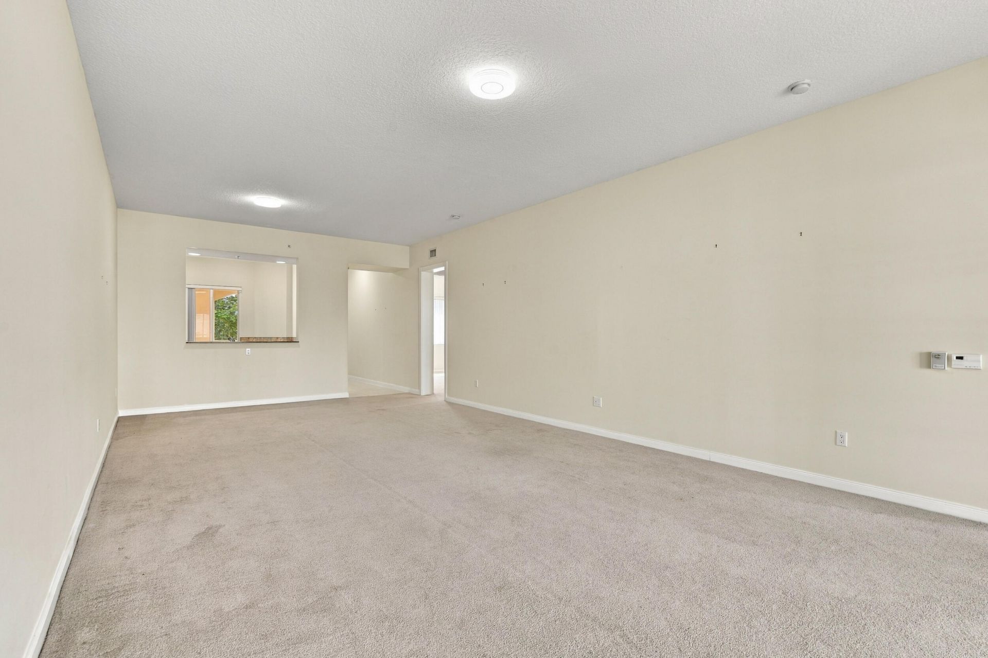 19 Harbour Isle Drive W, Unit 201, Fort Pierce, FL 34949 Photo