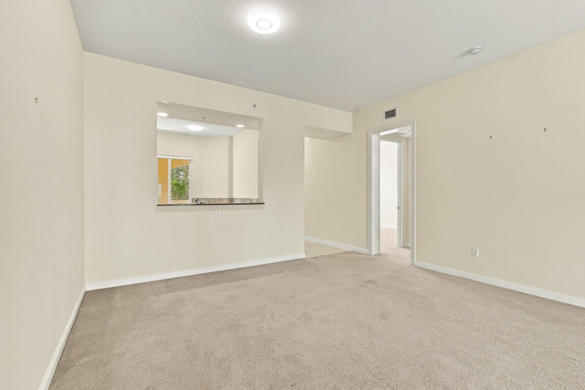 19 Harbour Isle Drive W, Unit 201, Fort Pierce, FL 34949 Photo