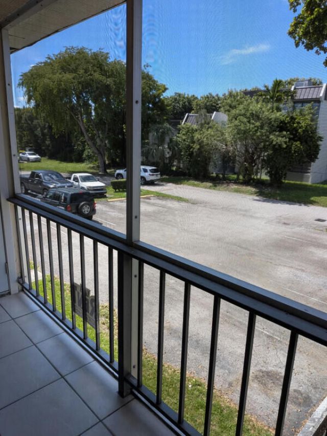 10361 N Kendall Drive, Unit B8, Miami, FL 33176 Photo