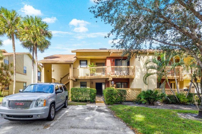 13145 Chadwick Court, Unit 14, Wellington, FL 33414 Photo