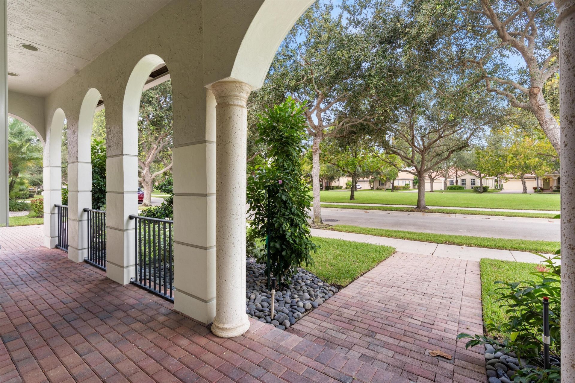 136 Via Santa Cruz, Jupiter, FL 33458 Photo