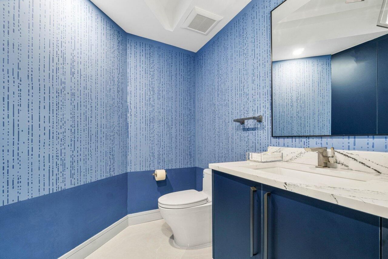550 SE Mizner Boulevard, Unit B709, Boca Raton, FL 33432 Photo