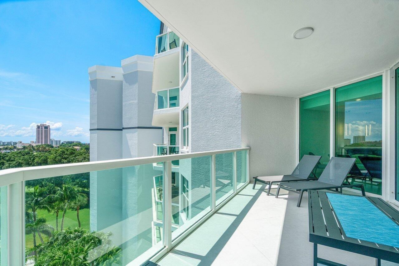 550 SE Mizner Boulevard, Unit B709, Boca Raton, FL 33432 Photo