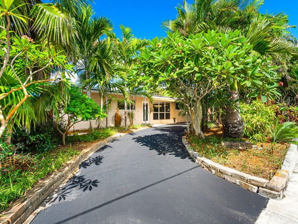 3697 NE 16TH Avenue, Oakland Park, FL 33334