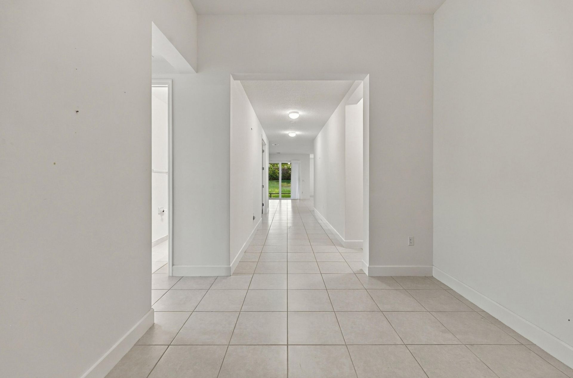 11852 SW Waterford Isle Way, Port Saint Lucie, FL 34987 Photo