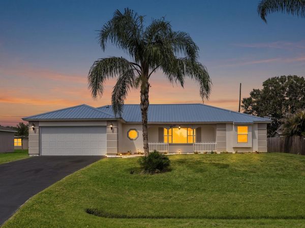 1051 SW DUBOIS, Port St. Lucie, FL 34953
