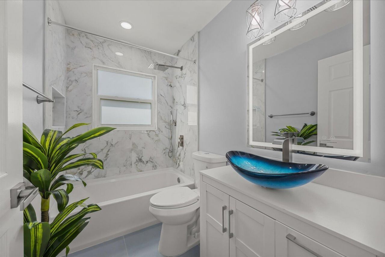 1051 SW Dubois, Port Saint Lucie, FL 34953 Photo