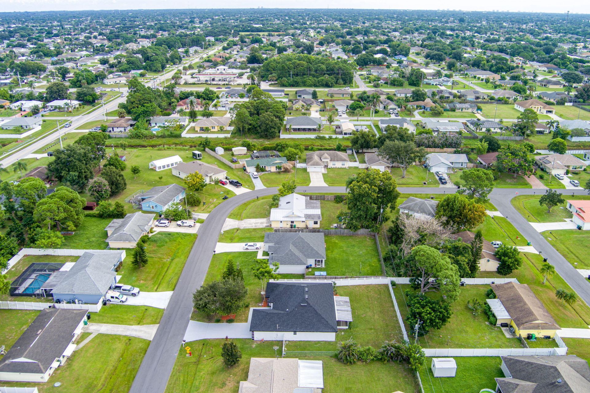 942 SW John Maccormack Terrace, Port Saint Lucie, FL 34953 Photo