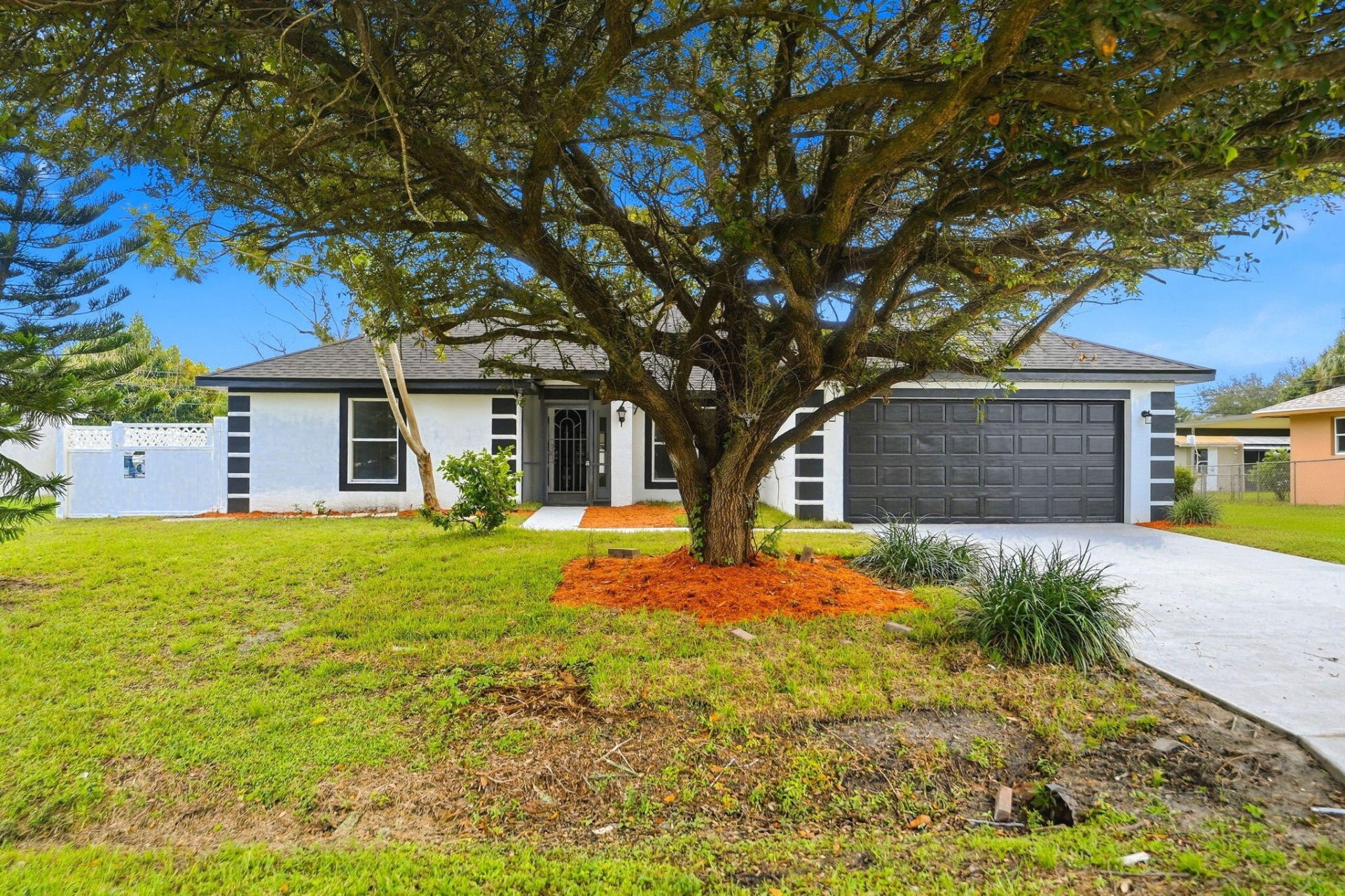 942 SW John Maccormack Terrace, Port Saint Lucie, FL 34953 Photo