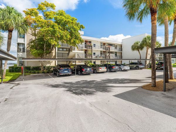 1950 SW Palm City Road, Unit 14203, Stuart, FL 34994