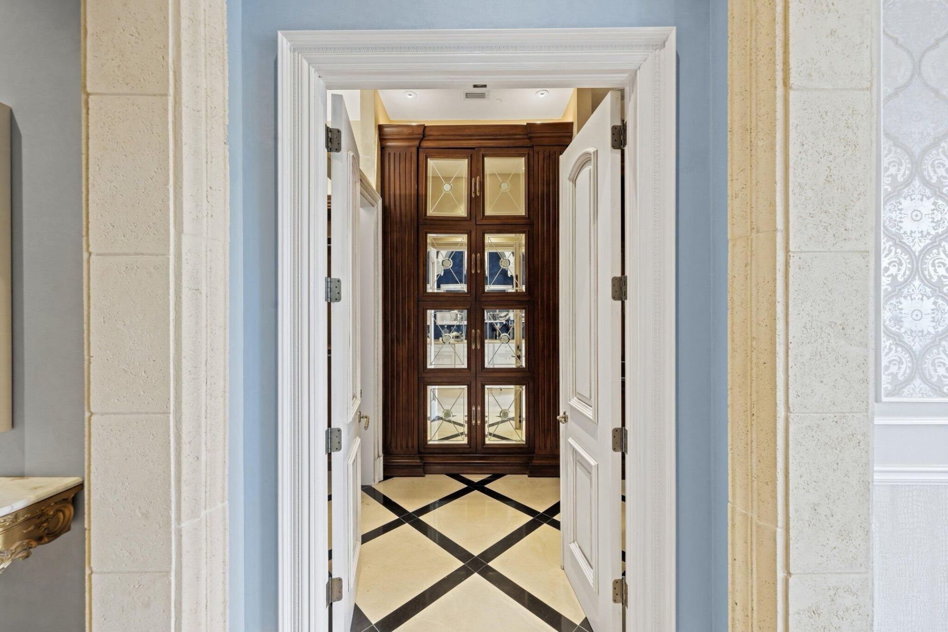 379 Mizner Lake Estates Drive, Boca Raton, FL 33432 Photo