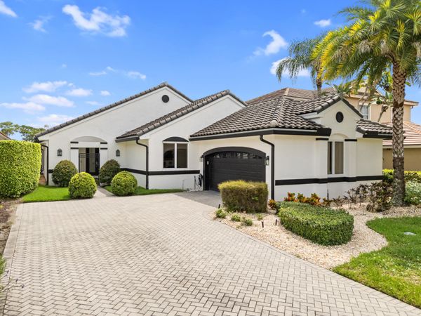 8268 BOB O LINK, West Palm Beach, FL 33412