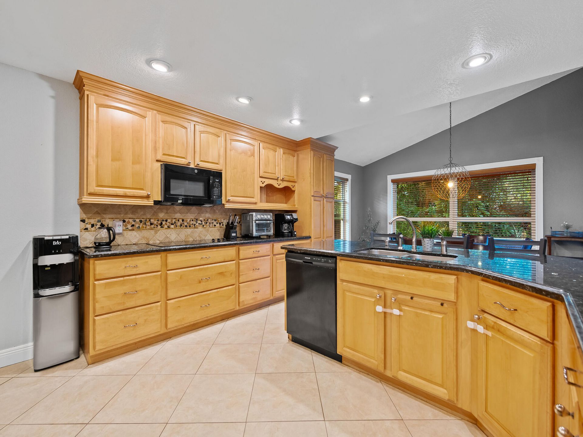 875 NW 83rd Drive, Coral Springs, FL 33071 Photo