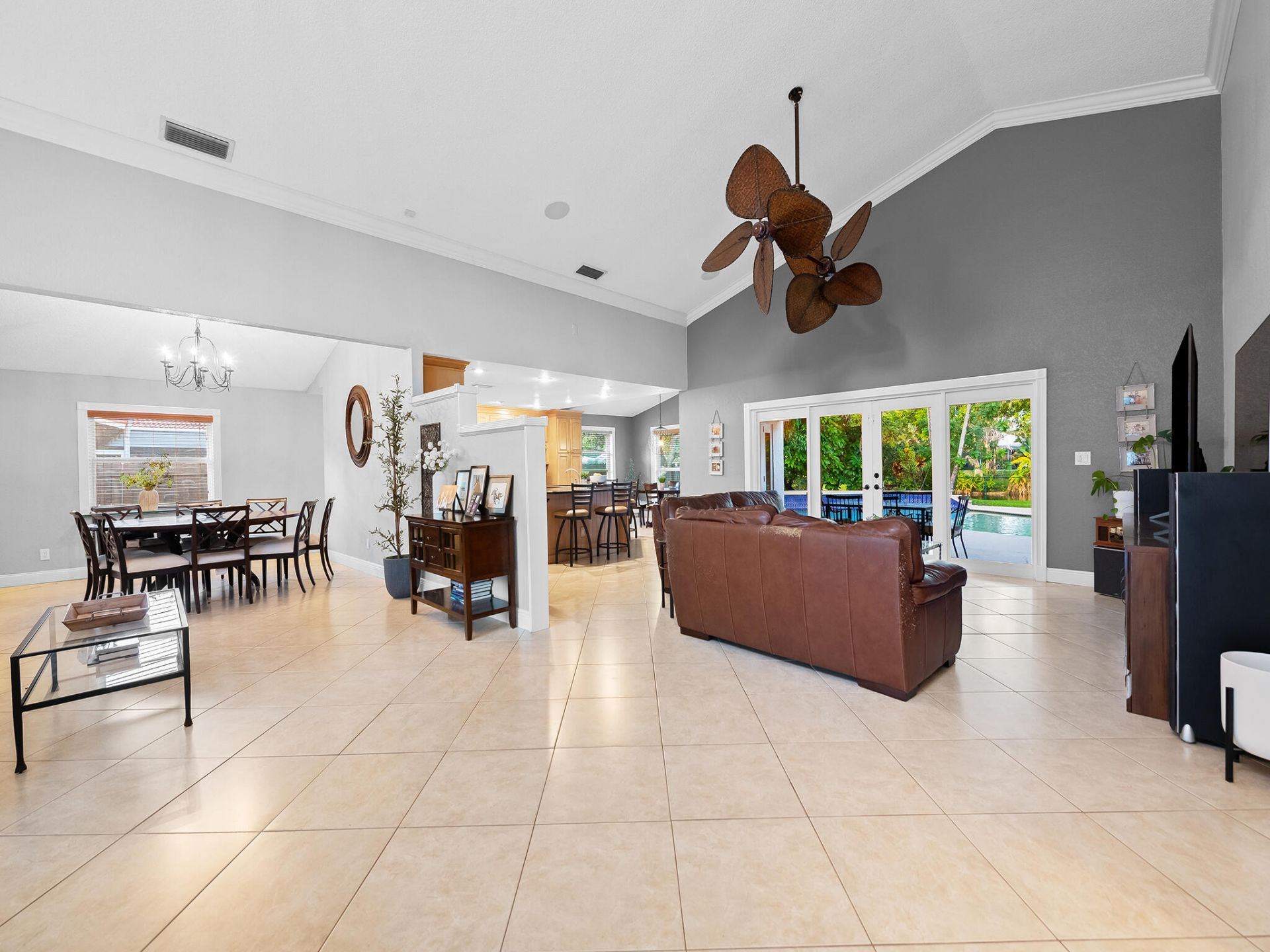 875 NW 83rd Drive, Coral Springs, FL 33071 Photo
