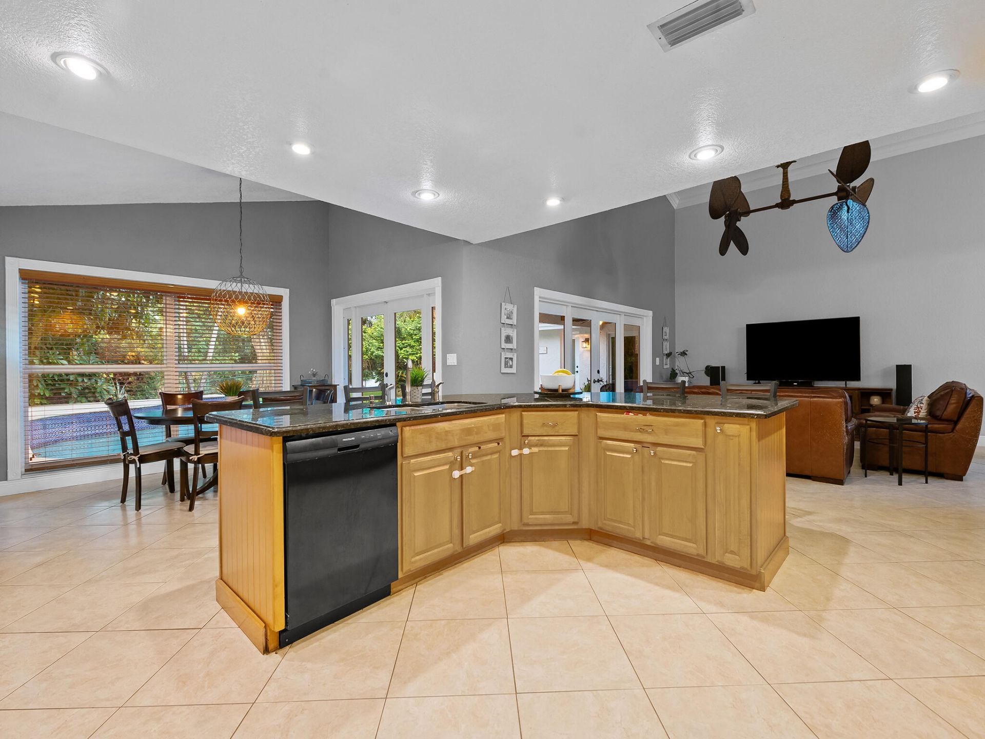 875 NW 83rd Drive, Coral Springs, FL 33071 Photo