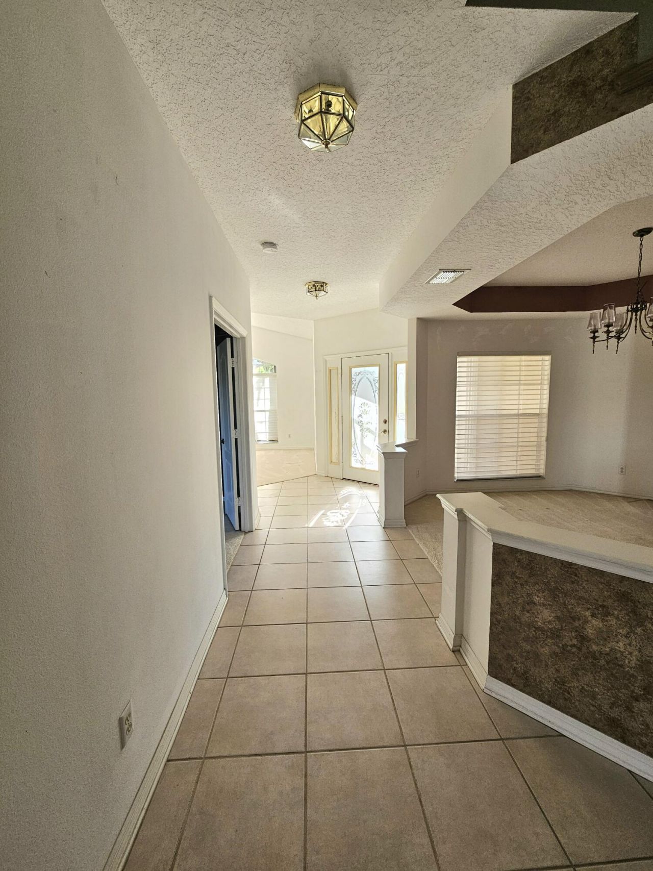 909 SW Lake Charles Circle, Port Saint Lucie, FL 34986 Photo