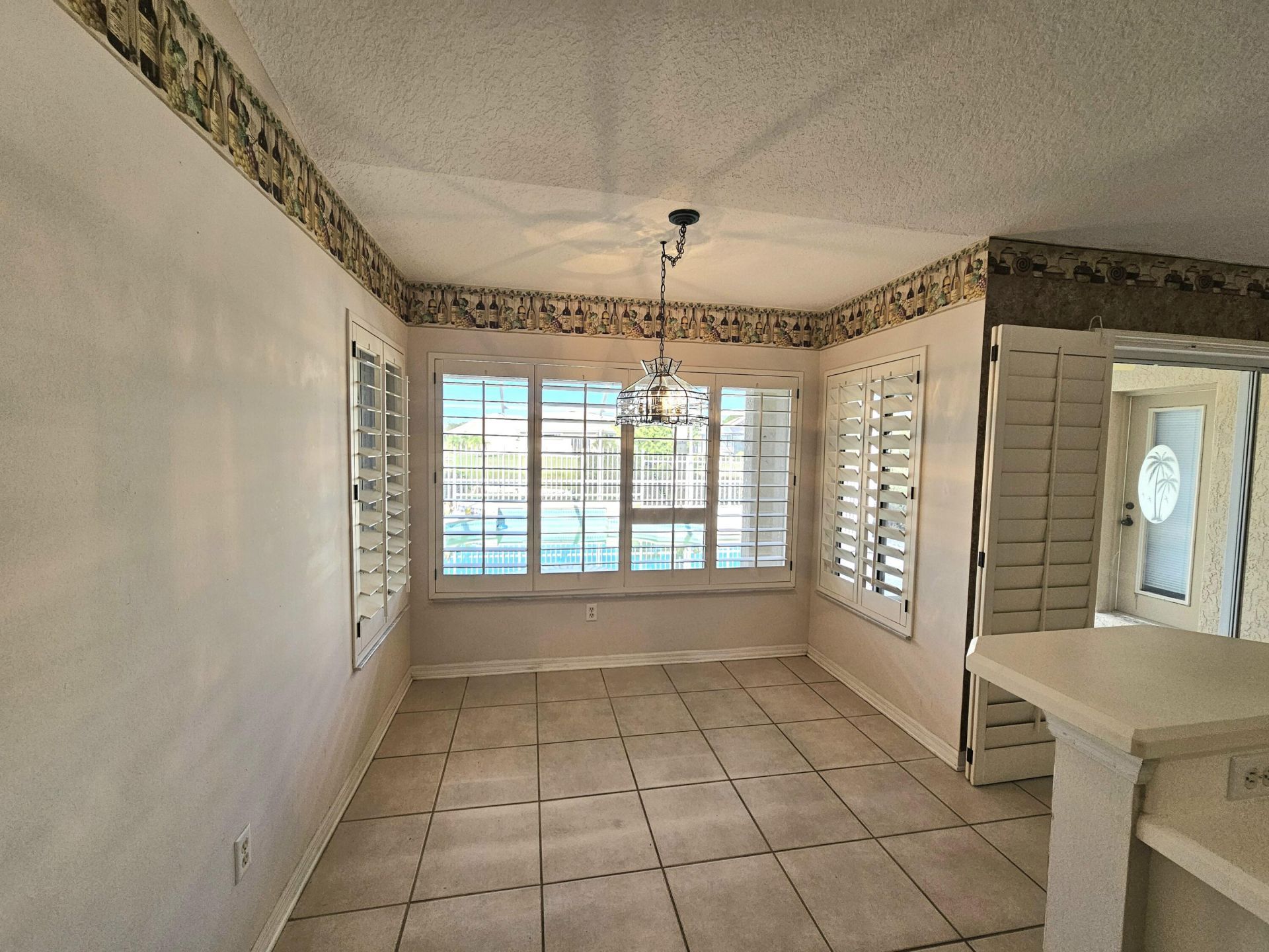 909 SW Lake Charles Circle, Port Saint Lucie, FL 34986 Photo