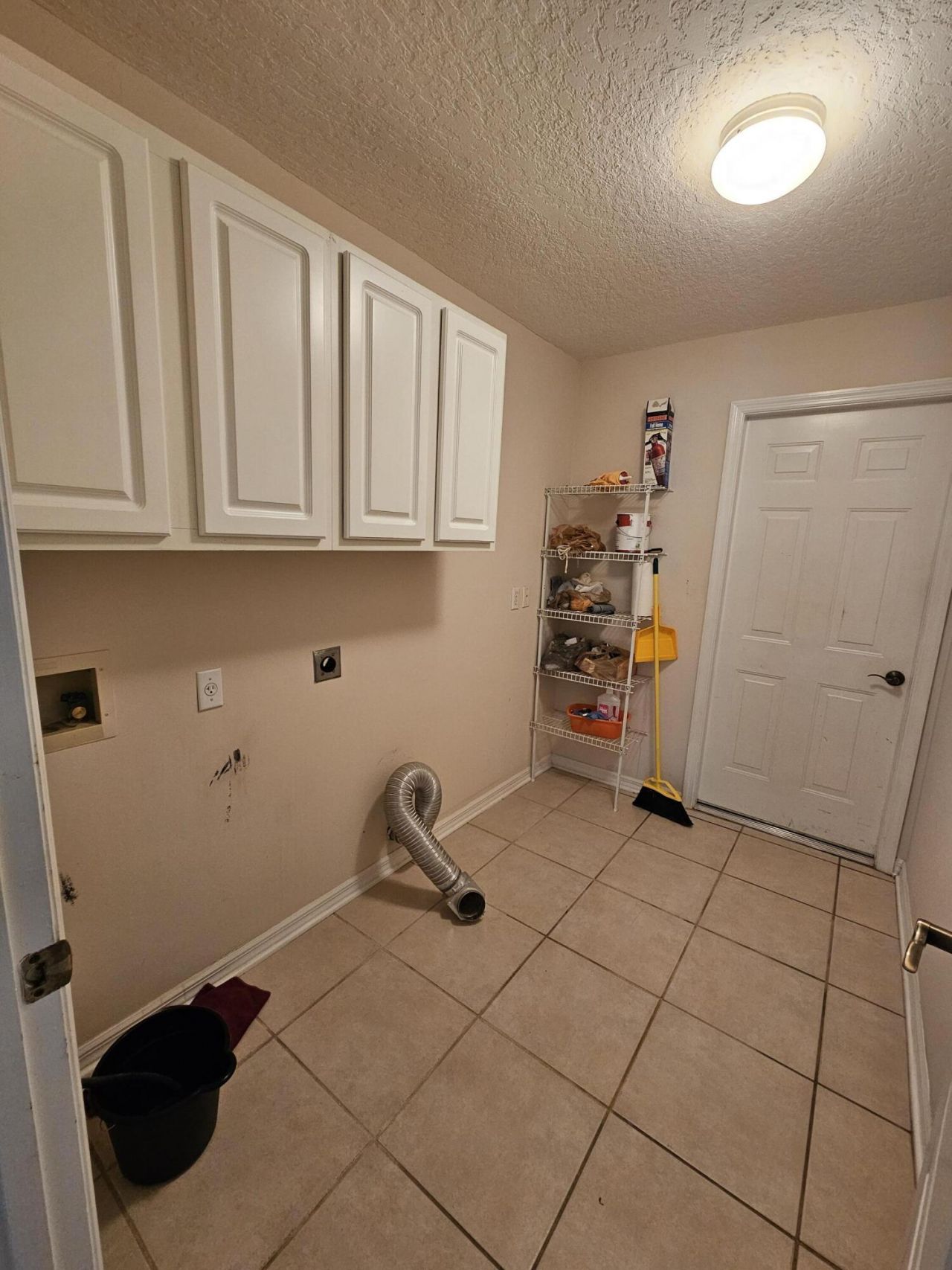 909 SW Lake Charles Circle, Port Saint Lucie, FL 34986 Photo
