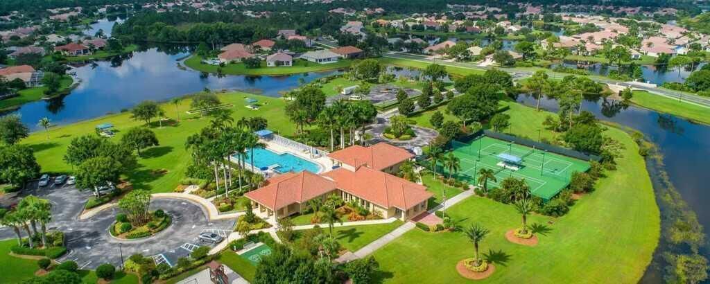 909 SW Lake Charles Circle, Port Saint Lucie, FL 34986 Photo