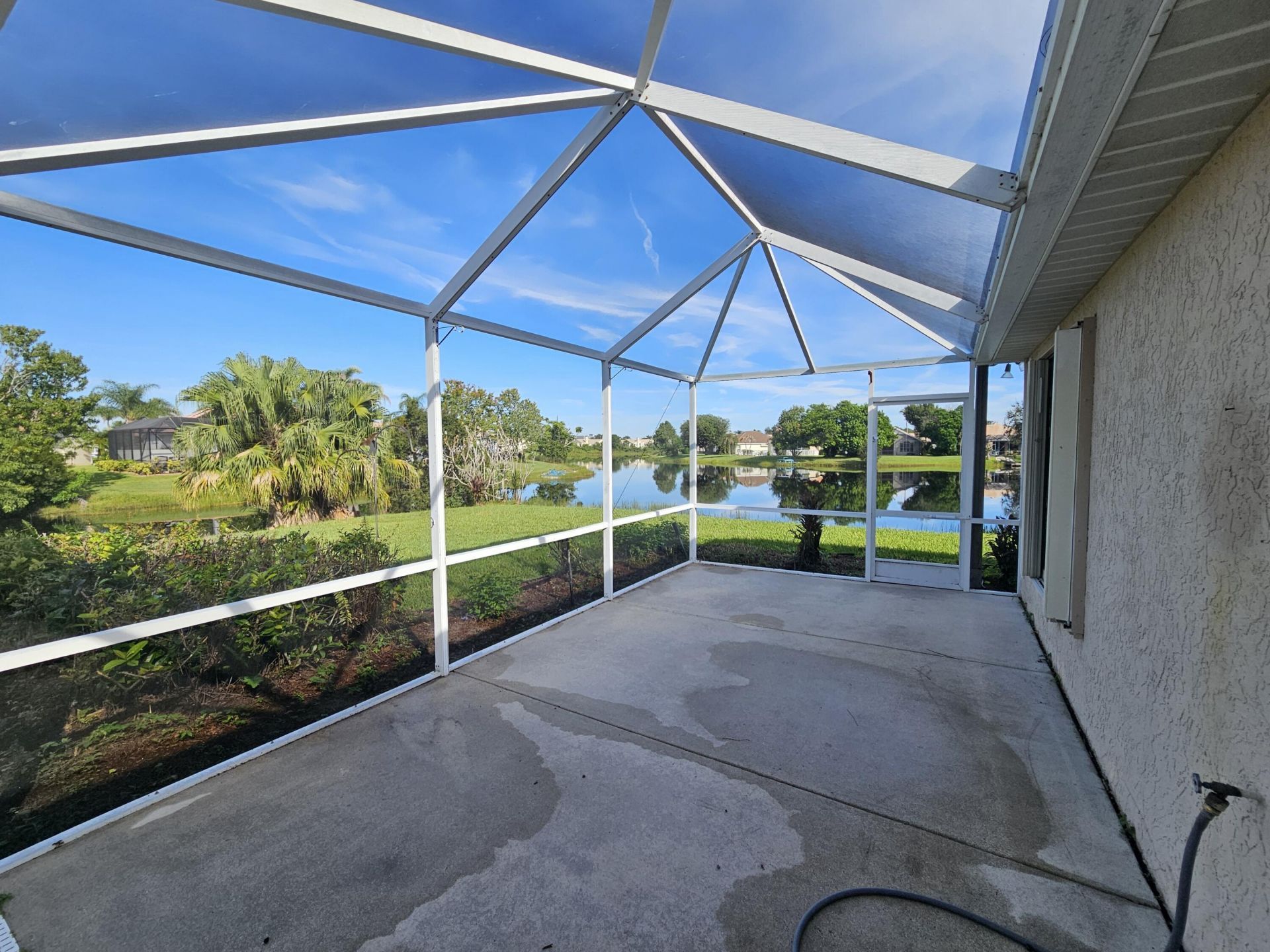 909 SW Lake Charles Circle, Port Saint Lucie, FL 34986 Photo