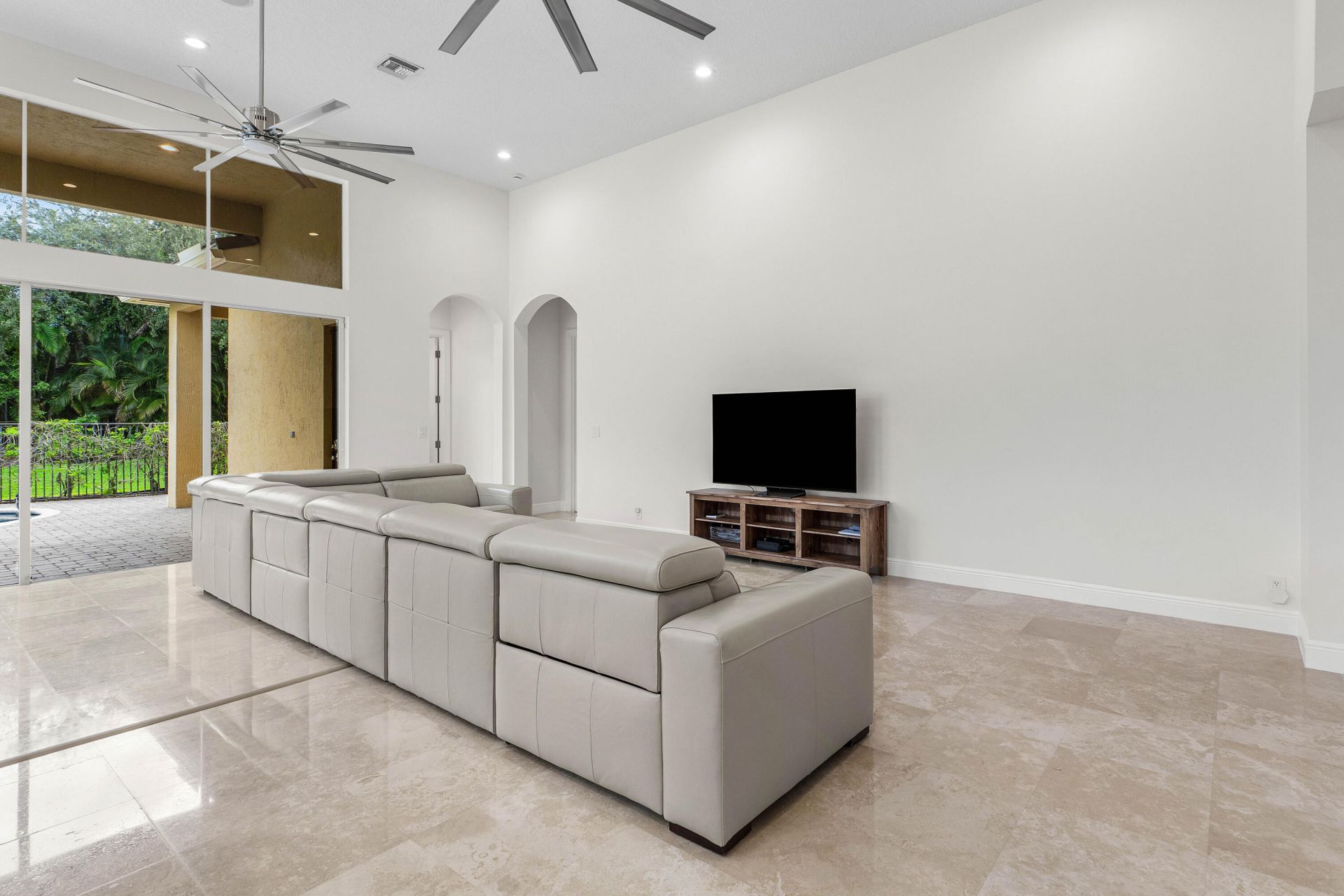 8126 Valhalla Drive, Delray Beach, FL 33446 Photo