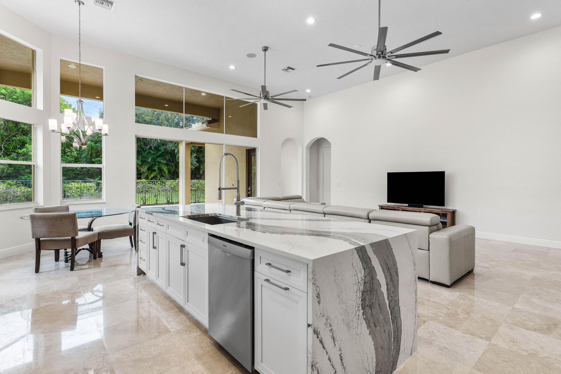 8126 Valhalla Drive, Delray Beach, FL 33446 Photo