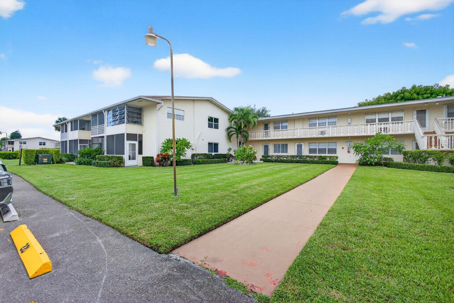 221 Coventry J, West Palm Beach, FL 33417 Photo