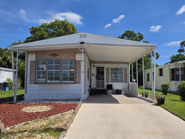 14 Arboles Lane, Port St. Lucie, FL 34952