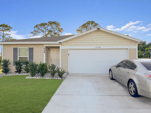 1958 SE Floresta Drive, Port St. Lucie, FL 34983