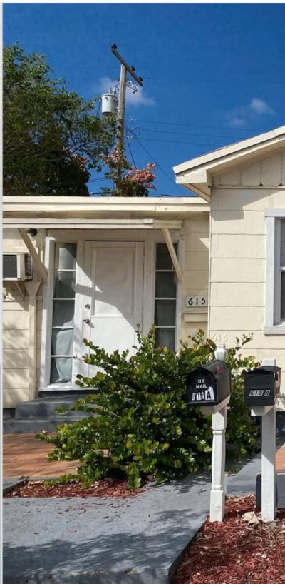 617 N Dixie Highway, Lake Worth Beach, FL 00000 Photo