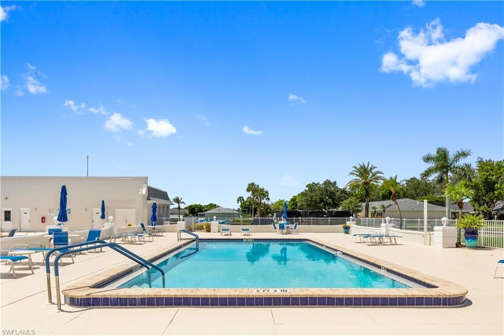 1267 Hazeltine Dr , Fort Myers, FL 33919 Photo