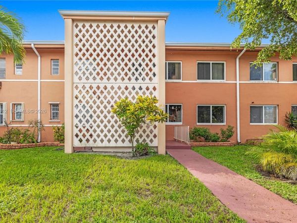 3470 SW 10th St, 4 aka Unit, Miami, FL 33135