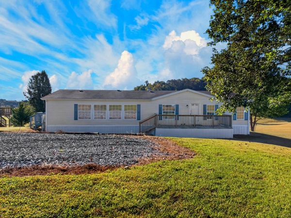 560 Meadowview Drive, Mosheim, TN 37818