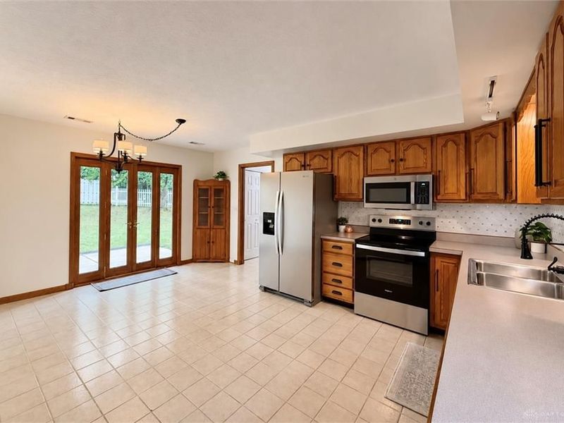 1312 Ridge Road, Wilmington, OH 45177 Photo 4