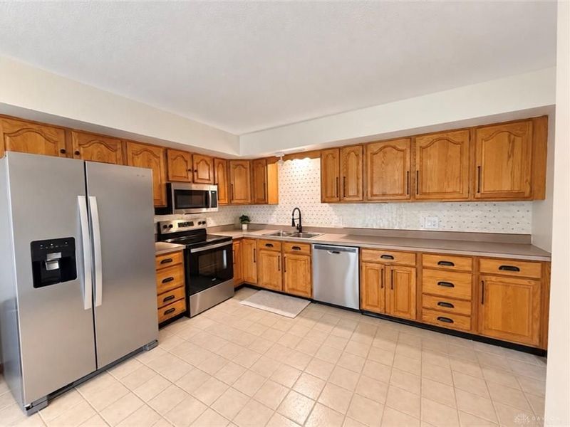 1312 Ridge Road, Wilmington, OH 45177 Photo 6
