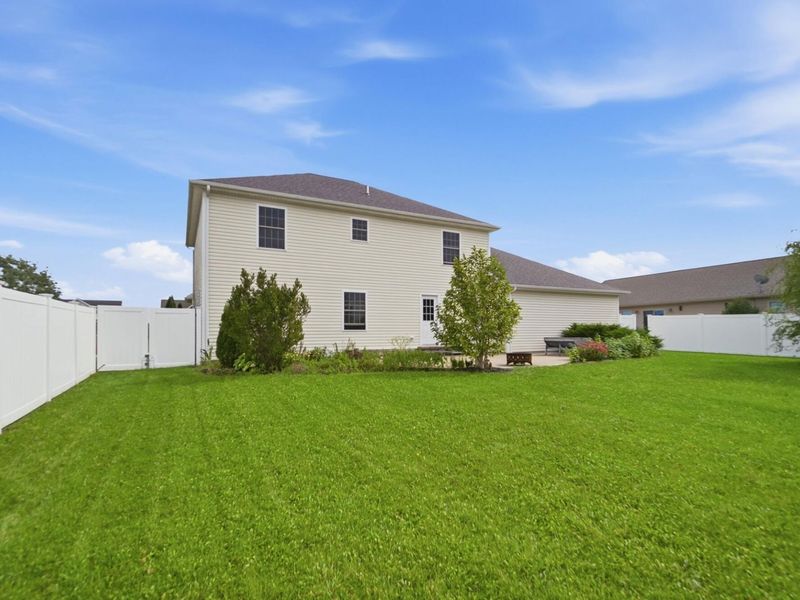 1715 Wildwood Court, Wapakoneta, OH 45895 Photo 59
