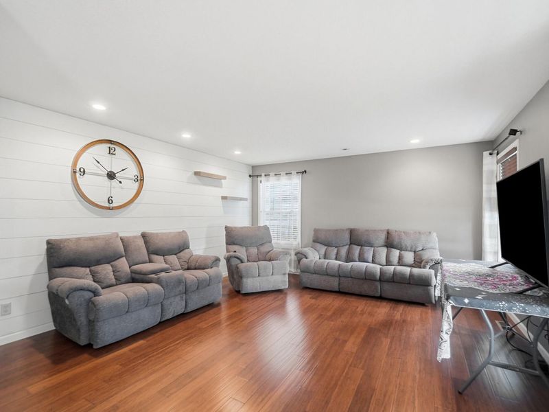 1715 Wildwood Court, Wapakoneta, OH 45895 Photo 8
