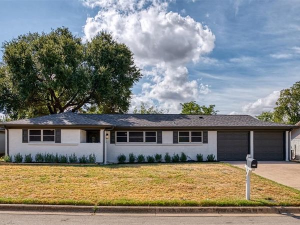 417 Fieldwood Terrace, Hurst, TX 76053