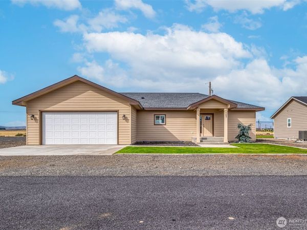 107 W Chinook Avenue, George, WA 98824