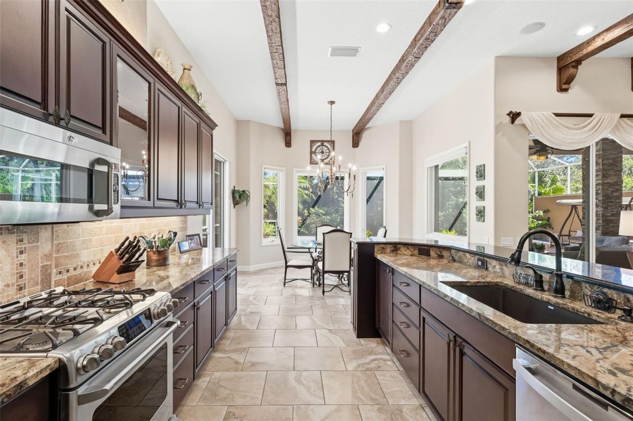 8629 51st Terrace E, Bradenton, FL 34211 Photo