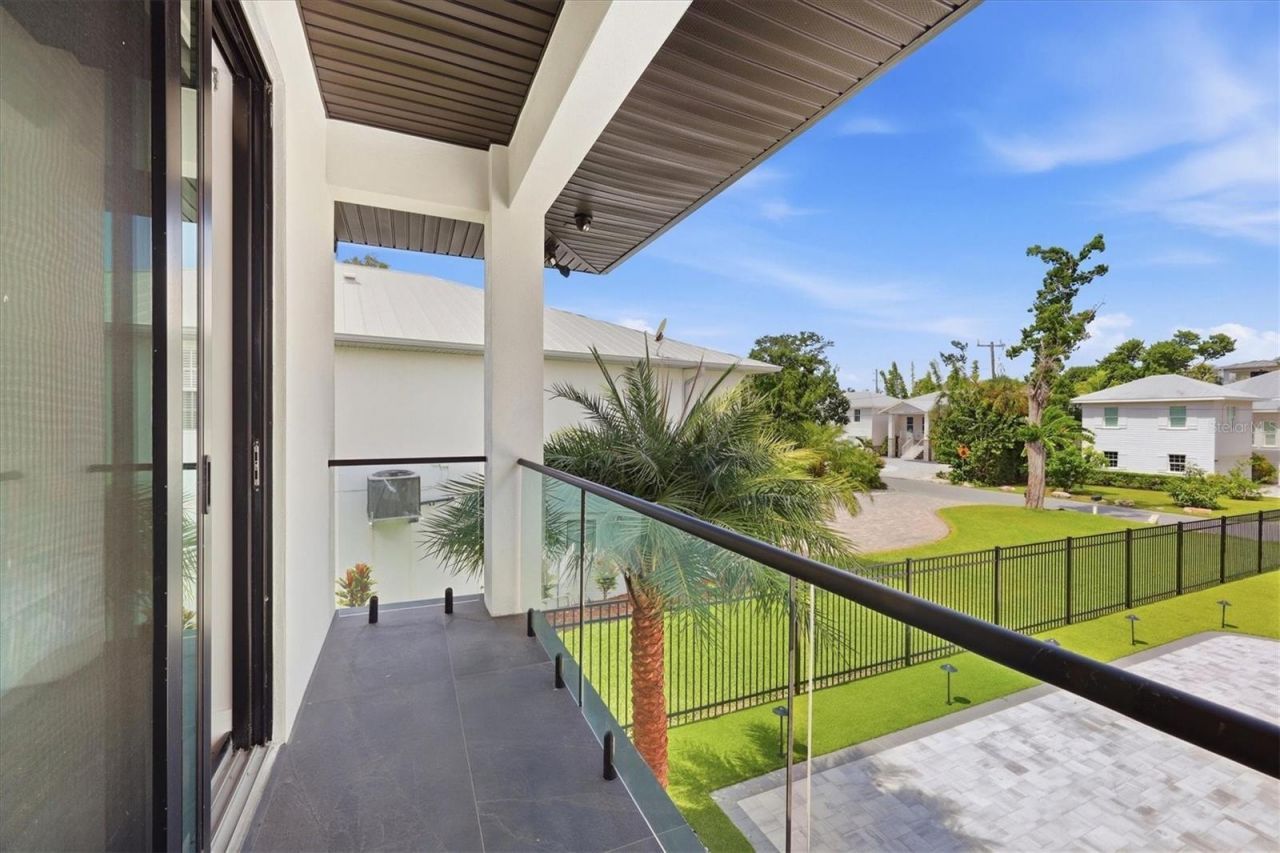 3920 Roberts Point Road, Sarasota, FL 34242 Photo